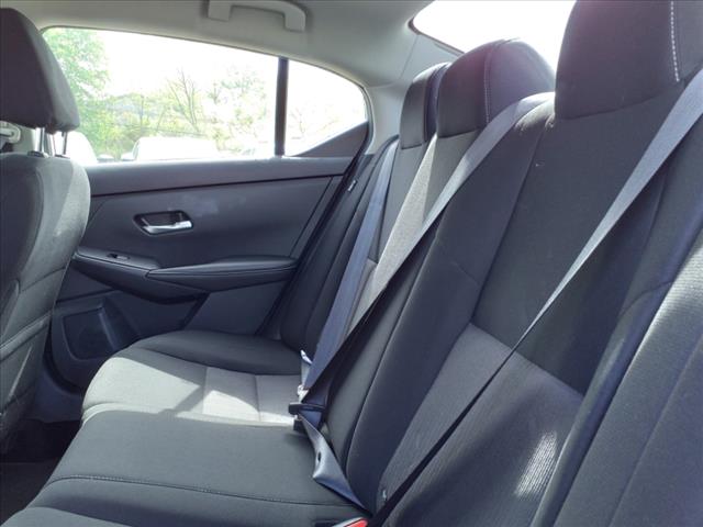 2023 Nissan Sentra SV Xtronic CVT