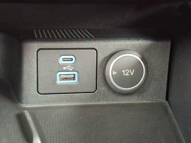 2021 Ford Escape Titanium Hybrid