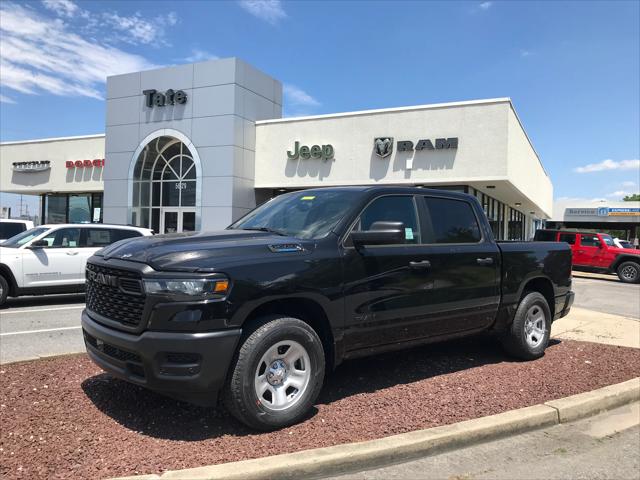 2025 RAM Ram 1500 RAM 1500 TRADESMAN CREW CAB 4X4 57 BOX