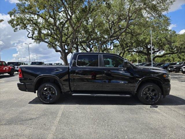 2025 RAM Ram 1500 RAM 1500 LONE STAR CREW CAB 4X4 57 BOX