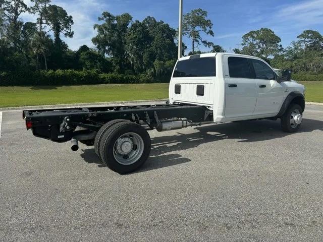 2024 RAM Ram 5500 Chassis Cab RAM 5500 SLT CHASSIS CREW CAB 4X4 84 CA