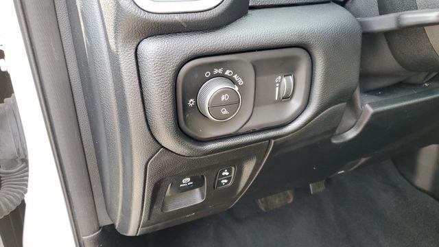 2021 Ram 1500 Big Horn Crew Cab 4x4 5'7" Box
