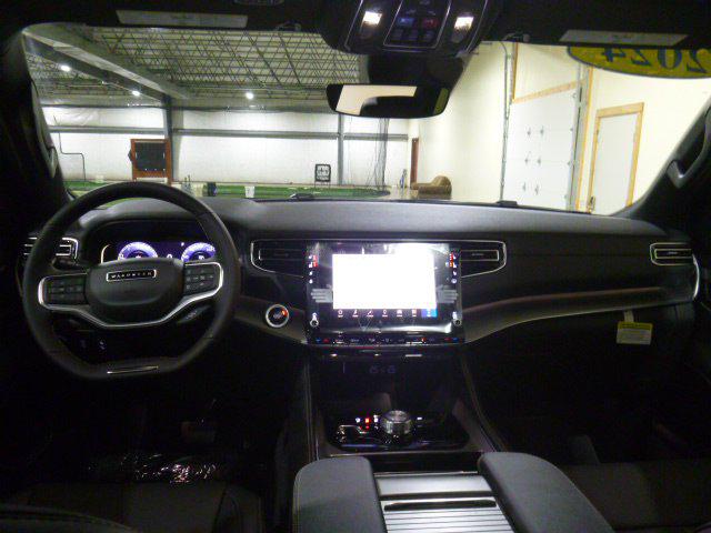 2024 Jeep Wagoneer Series II Carbide 4x4