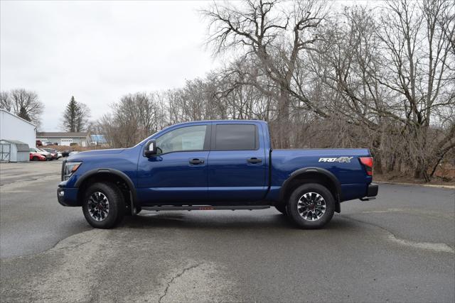 2024 Nissan TITAN Crew Cab PRO-4X 4x4