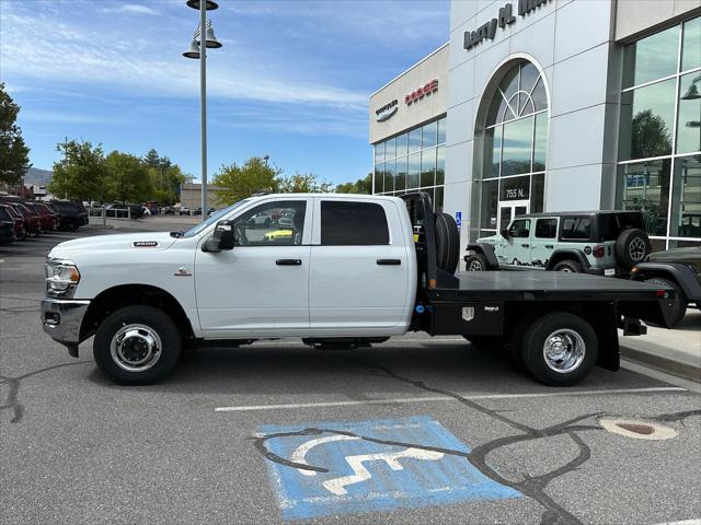 2024 RAM Ram 3500 Chassis Cab RAM 3500 TRADESMAN CREW CAB CHASSIS 4X4 60 CA