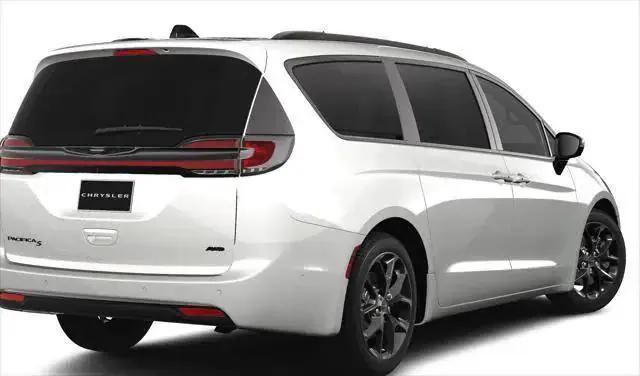 2024 Chrysler Pacifica PACIFICA TOURING L AWD