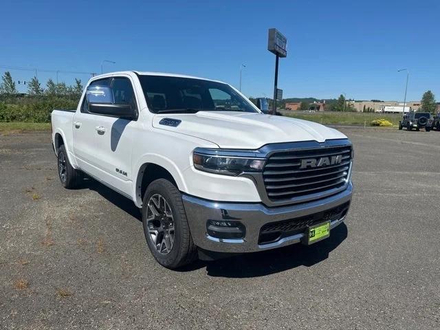 2025 RAM Ram 1500 RAM 1500 LARAMIE CREW CAB 4X4 57 BOX