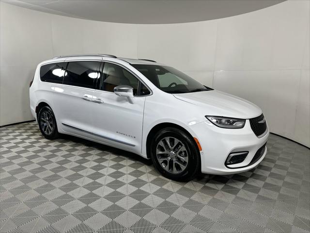 2024 Chrysler Pacifica Hybrid PACIFICA PLUG-IN HYBRID PINNACLE