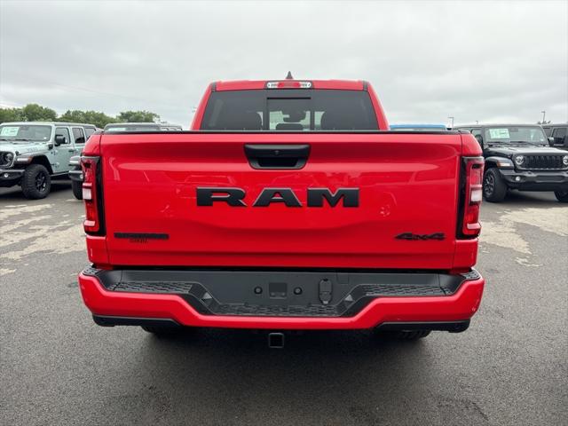 2025 RAM Ram 1500 RAM 1500 BIG HORN CREW CAB 4X4 57 BOX