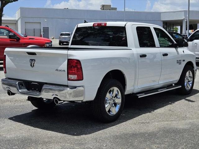 2024 RAM Ram 1500 Classic RAM 1500 CLASSIC TRADESMAN CREW CAB 4X4 57 BOX