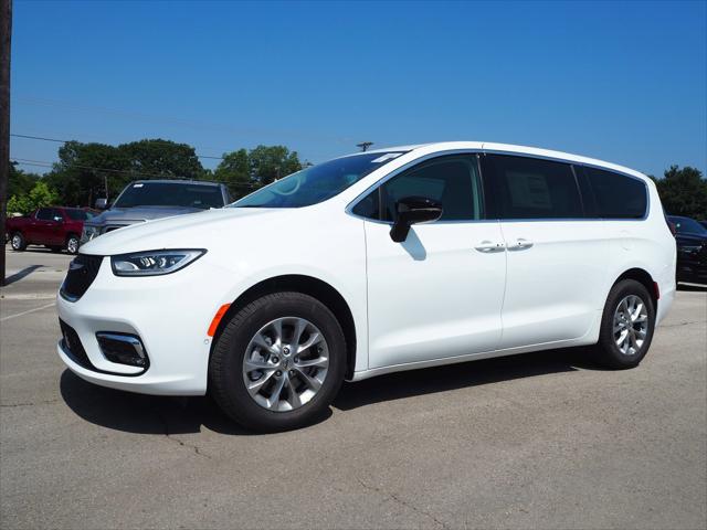 2024 Chrysler Pacifica PACIFICA TOURING L AWD