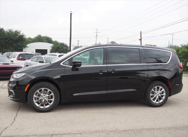 2024 Chrysler Pacifica PACIFICA TOURING L AWD