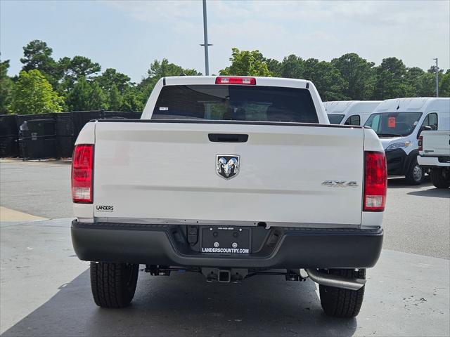 2024 RAM Ram 1500 Classic RAM 1500 CLASSIC TRADESMAN CREW CAB 4X2 57 BOX