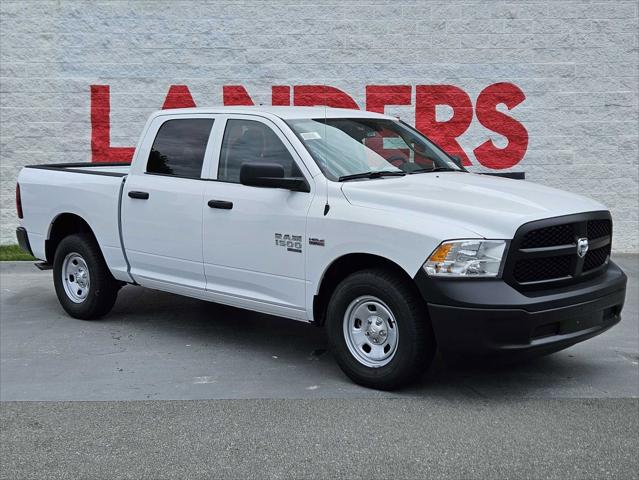 2024 RAM Ram 1500 Classic RAM 1500 CLASSIC TRADESMAN CREW CAB 4X2 57 BOX