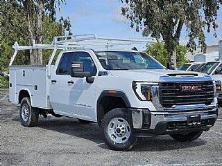 2024 GMC Sierra 2500HD 2WD Double Cab Long Bed Pro 2