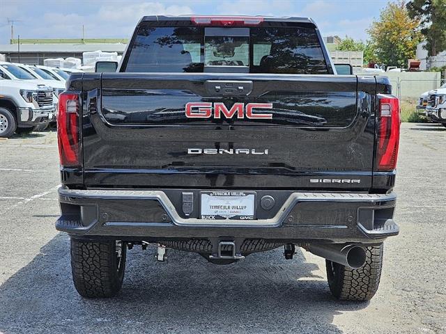 2024 GMC Sierra 2500HD 4WD Crew Cab Standard Bed Denali 20