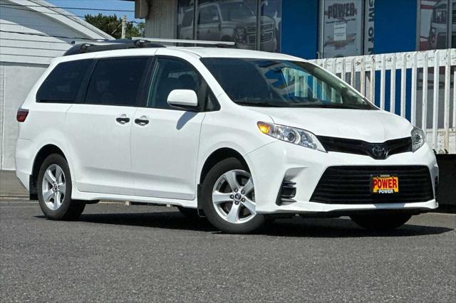 2019 Toyota Sienna L 7 Passenger