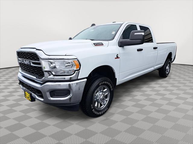 2024 RAM Ram 2500 RAM 2500 TRADESMAN CREW CAB 4X4 8 BOX