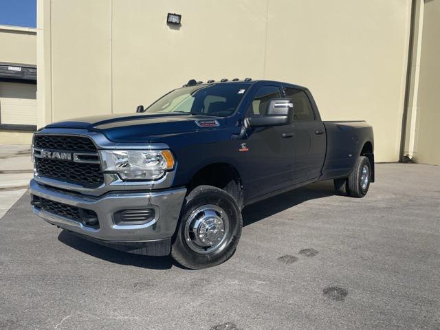 2024 RAM Ram 3500 RAM 3500 TRADESMAN CREW CAB 4X4 8 BOX