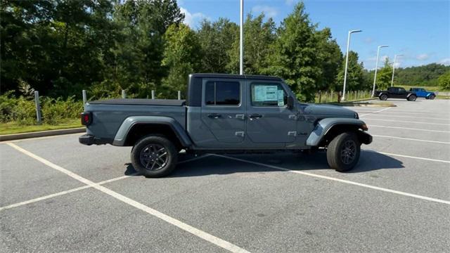 2024 Jeep Gladiator GLADIATOR SPORT S 4X4