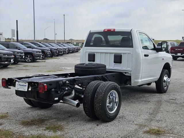 2024 RAM Ram 3500 Chassis Cab RAM 3500 TRADESMAN CHASSIS REGULAR CAB 4X4 60 CA