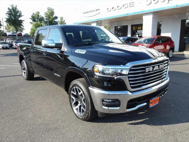 2025 RAM Ram 1500 RAM 1500 LARAMIE CREW CAB 4X4 64 BOX