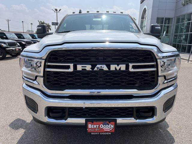 2024 RAM Ram 3500 RAM 3500 TRADESMAN CREW CAB 4X4 8 BOX