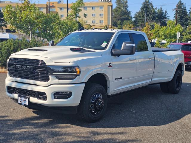 2024 RAM Ram 3500 RAM 3500 LIMITED CREW CAB 4X4 8 BOX