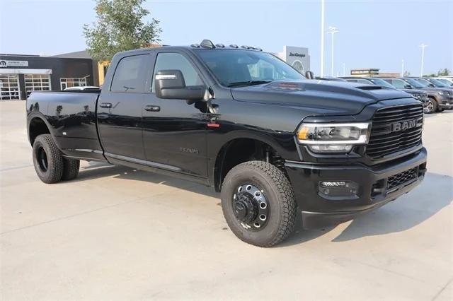 2024 RAM Ram 3500 RAM 3500 LARAMIE CREW CAB 4X4 8 BOX