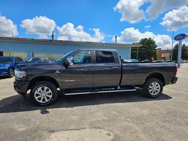 2024 RAM Ram 3500 RAM 3500 LARAMIE CREW CAB 4X4 8 BOX