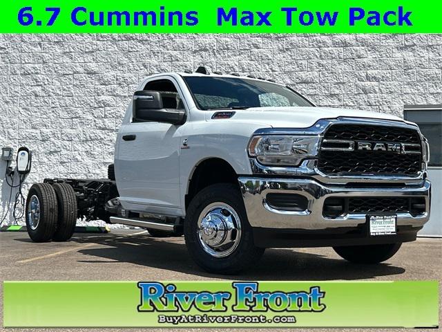 2024 RAM Ram 3500 Chassis Cab RAM 3500 TRADESMAN CHASSIS REGULAR CAB 4X4 84 CA
