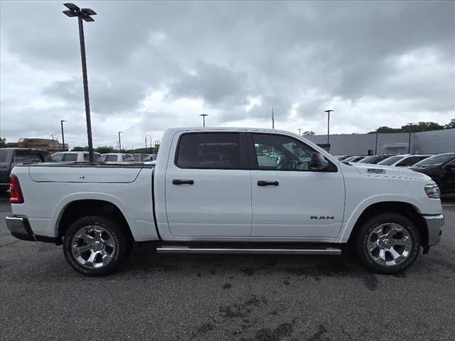 2025 RAM Ram 1500 RAM 1500 BIG HORN CREW CAB 4X4 57 BOX