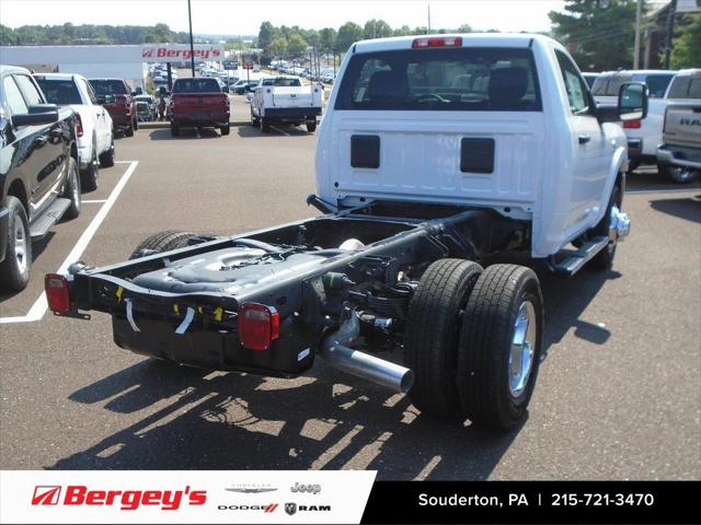 2024 RAM Ram 3500 Chassis Cab RAM 3500 TRADESMAN CHASSIS REGULAR CAB 4X4 60 CA