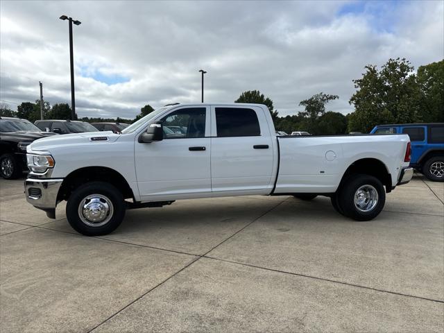 2024 RAM Ram 3500 RAM 3500 TRADESMAN CREW CAB 4X4 8 BOX