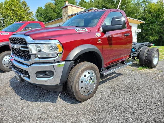 2024 RAM Ram 5500 Chassis Cab RAM 5500 TRADESMAN CHASSIS REGULAR CAB 4X4 60 CA