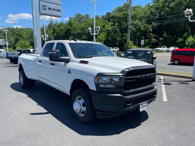 2024 RAM Ram 3500 RAM 3500 TRADESMAN CREW CAB 4X4 8 BOX