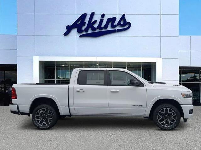 2025 RAM Ram 1500 RAM 1500 LARAMIE CREW CAB 4X4 57 BOX