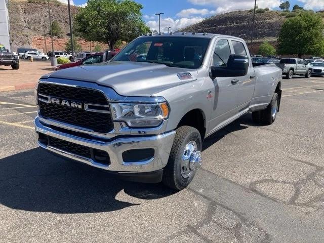 2024 RAM Ram 3500 RAM 3500 TRADESMAN CREW CAB 4X4 8 BOX