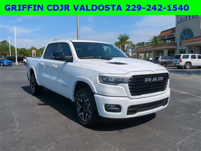 2025 RAM Ram 1500 RAM 1500 LARAMIE CREW CAB 4X4 57 BOX