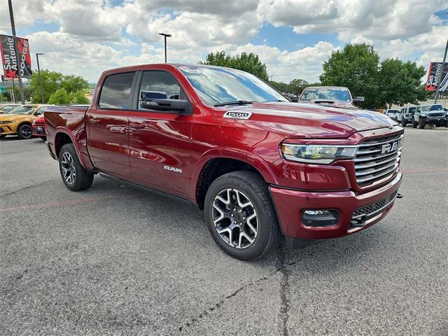 2025 RAM Ram 1500 RAM 1500 LARAMIE CREW CAB 4X4 57 BOX