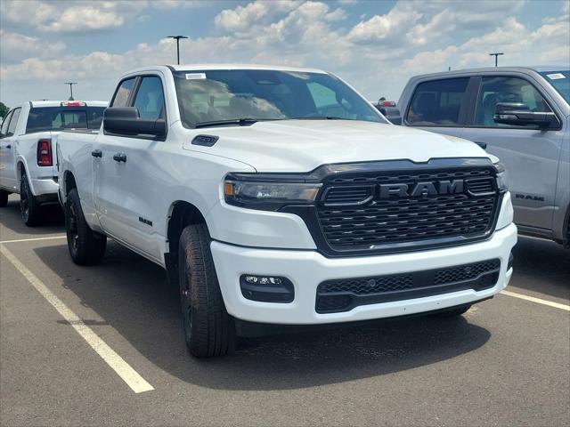 2025 RAM Ram 1500 RAM 1500 TRADESMAN QUAD CAB 4X4 64 BOX