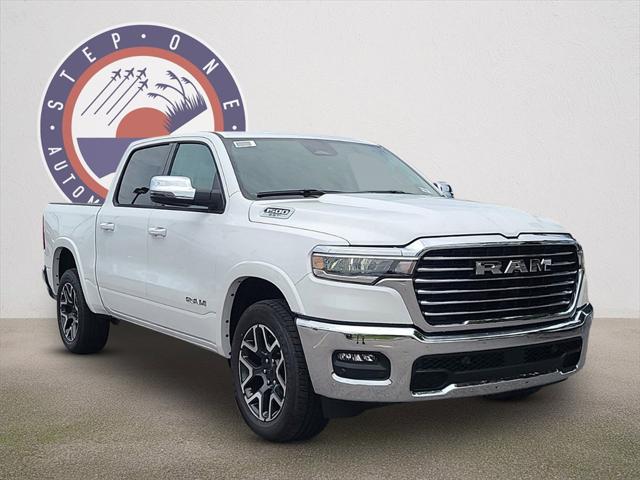 2025 RAM Ram 1500 RAM 1500 LARAMIE CREW CAB 4X4 57 BOX