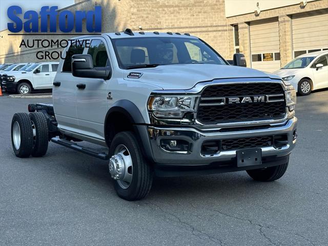 2024 RAM Ram 5500 Chassis Cab RAM 5500 TRADESMAN CHASSIS CREW CAB 4X4 60 CA