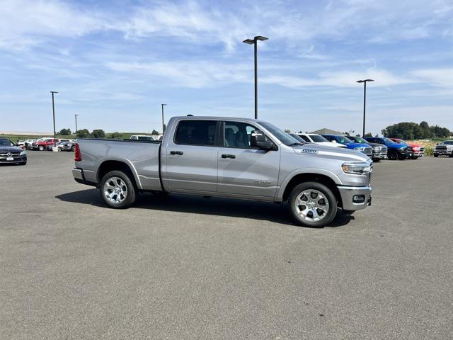 2025 RAM Ram 1500 RAM 1500 BIG HORN CREW CAB 4X4 64 BOX