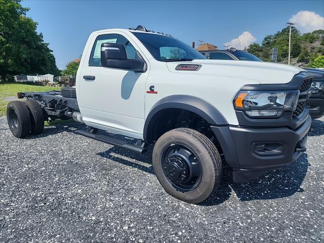 2024 RAM Ram 5500 Chassis Cab RAM 5500 TRADESMAN CHASSIS REGULAR CAB 4X4 84 CA