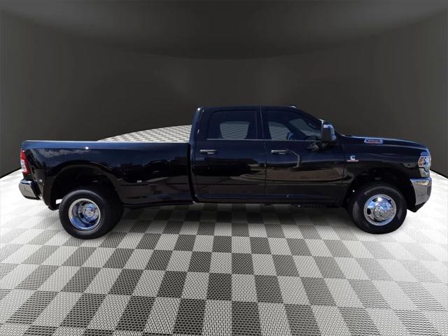 2024 RAM Ram 3500 RAM 3500 TRADESMAN CREW CAB 4X4 8 BOX