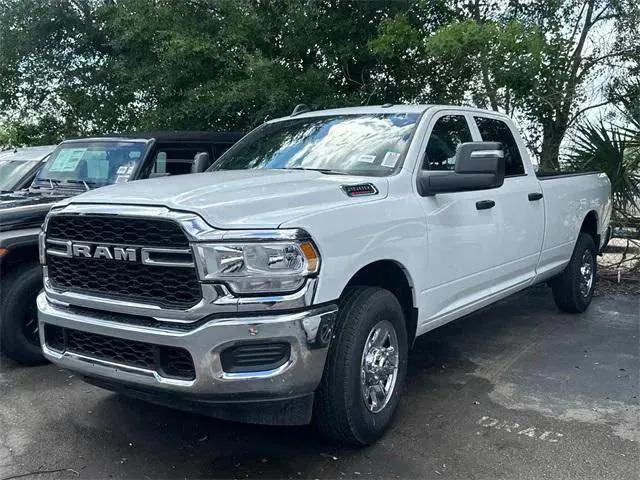 2024 RAM Ram 2500 RAM 2500 TRADESMAN CREW CAB 4X2 8 BOX