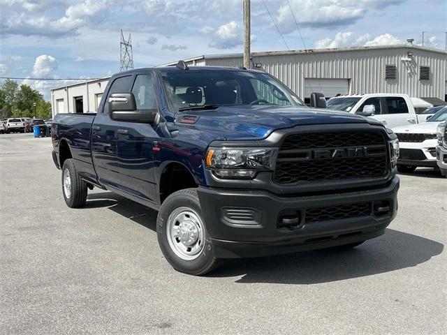 2024 RAM Ram 2500 RAM 2500 TRADESMAN CREW CAB 4X4 8 BOX