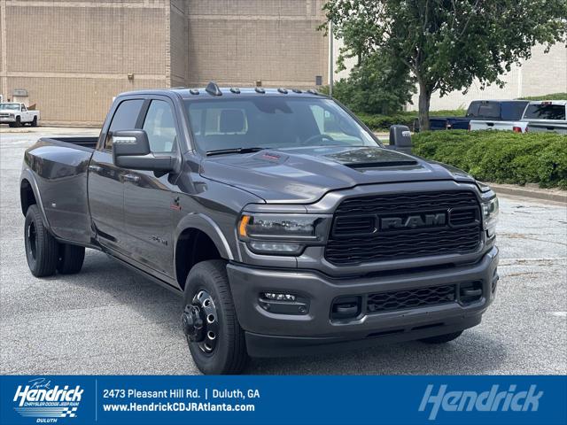 2024 RAM Ram 3500 RAM 3500 LIMITED CREW CAB 4X4 8 BOX