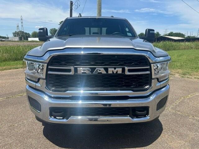 2024 RAM Ram 3500 RAM 3500 TRADESMAN CREW CAB 4X4 64 BOX